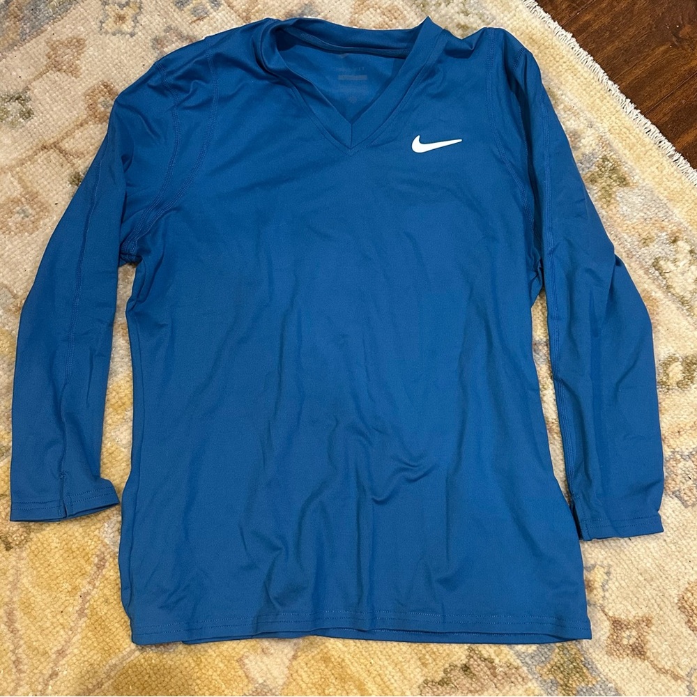 Nike Women's Blue Athletic Top nwt